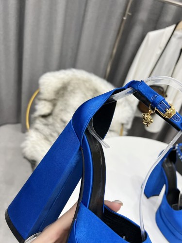Versace Brand Womens Sandals Shoes Pumps Leather Big Size LA MEDUSA LEATHER PUMPS with 5cm High Platform and 15cm Heel Design Whatsapp 【+1-3239614486】