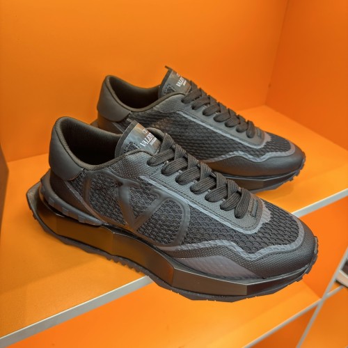 Valentino Garavani Mid-Top Calfskin VL7N Sneaker With Bands Mens Shoes Sneakers Luxury Brand with Original Box Whatsapp 【+1-3239614486】