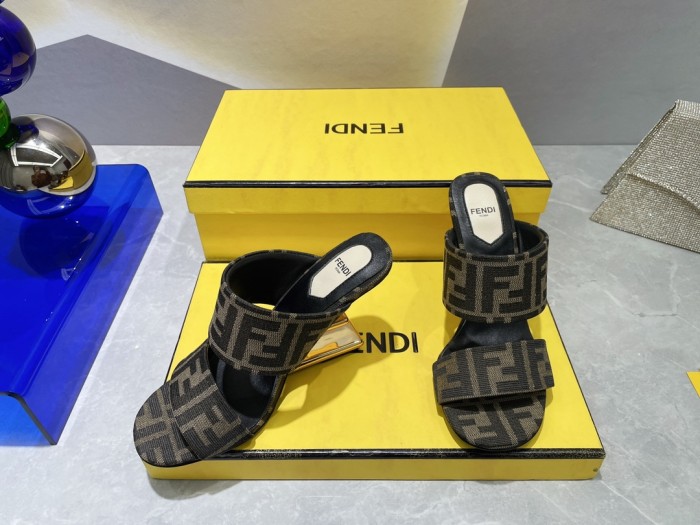 Fendi Womens Shoes Fashion Luxury Brand Fendi First Slippers with Original Box 9cm Heel Whatsapp 【+1-3239614486】