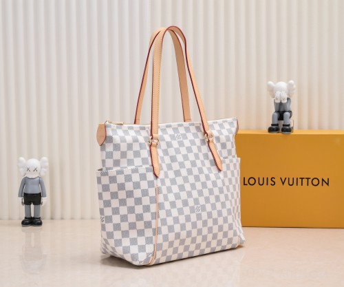 Louis Vuitton Womens Bags Shoulder Handbags Luxury Brand Fashion Type M56689 without Original Box Whatsapp【+1-3239614486】