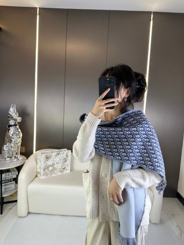 Fendi Scarves Womens Fashion Scarf with Original Box Whatsapp【+1-3239614486】