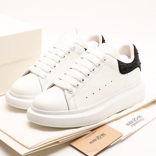 Alexander McQueen Womens Mens Shoes Sneakers Fashion Design Luxury Brand with Original Box Whatsapp【+1-3239614486】
