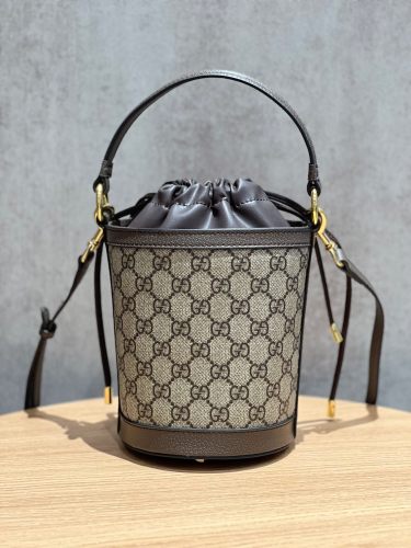 Gucci Womens Bags Shoulder Handbags Luxury Brand Ophidia mini bucket bag in Beige GG Supreme Fabric Whatsapp 【+1-3239614486】