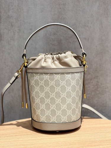 Gucci Womens Bags Shoulder Handbags Luxury Brand Ophidia mini bucket bag in Beige GG Supreme Fabric Whatsapp 【+1-3239614486】