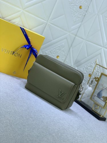 Louis Vuitton Mens Womens Shoulder Bags Luxury Brand Fastline Messenger M22482 with Original Box Whatsapp【+1-3239614486】