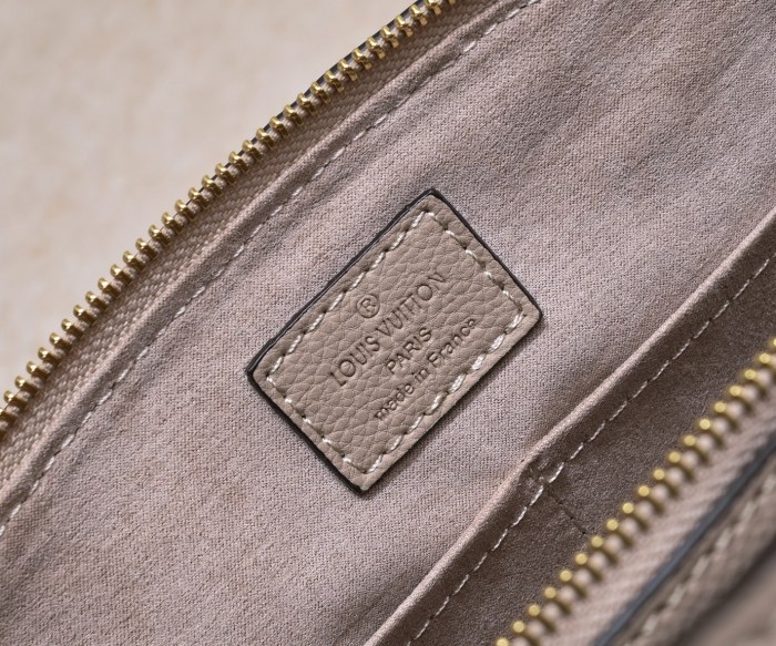 Louis Vuitton Womens Bag Shoulder Messenger Bags Luxury Brand Fashion Grand Palais M45811 Whatsapp【+1-3239614486】