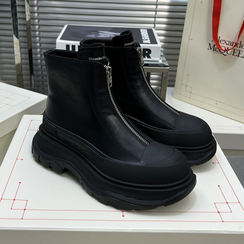 Alexander McQueen Womens Shoes Boots Fashion Design Luxury Brand Tread Slick Chelsea Boot Whatsapp【+1-3239614486】