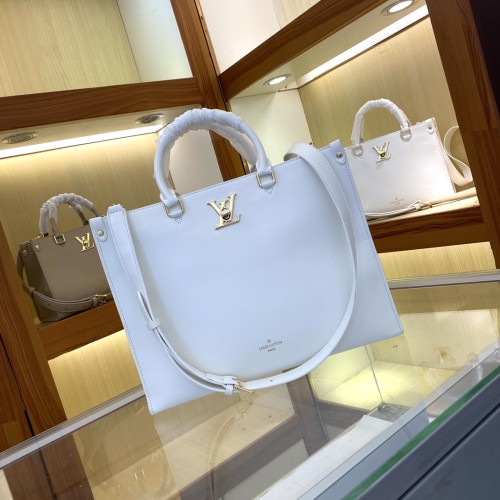Louis Vuitton Womens Bags Handbags Luxury Brand Louis Vuitton M22312 OnTheGo MM Whatsapp 【+1-3239614486】