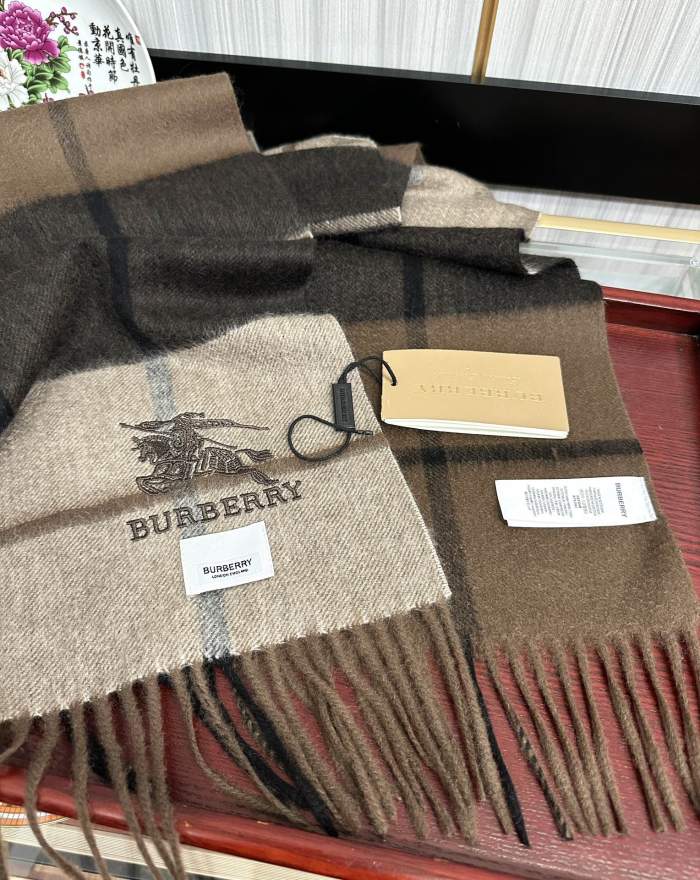 Burberry Scarves Men Womens Fashion Scarf with Original Box Whatsapp【+1-3239614486】