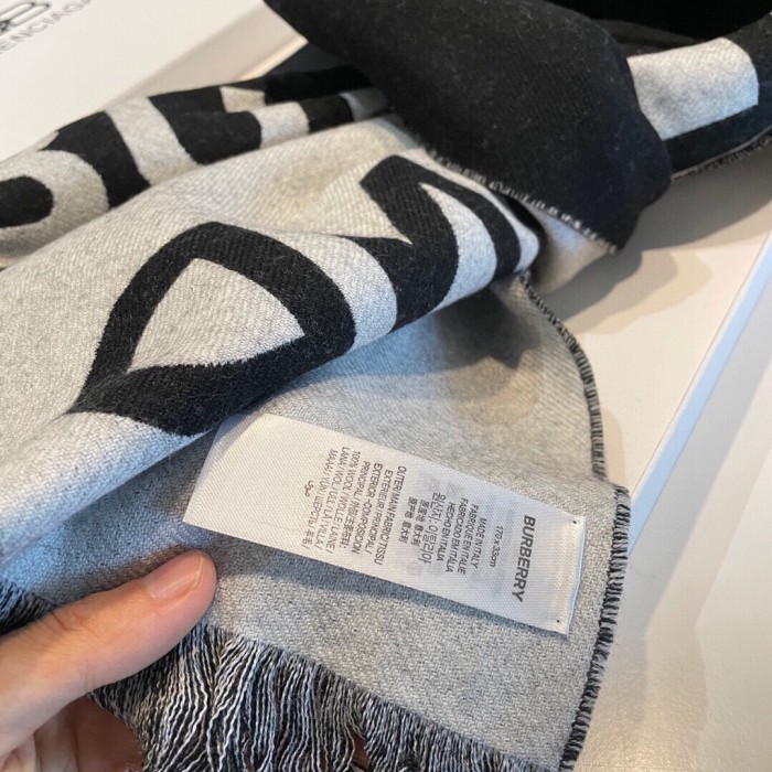 Burberry Scarves Men Womens Fashion Scarf with Original Box Whatsapp【+1-3239614486】