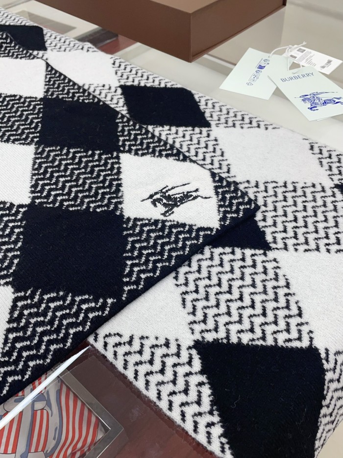 Burberry Scarves Men Womens Fashion Scarf with Original Box Whatsapp【+1-3239614486】