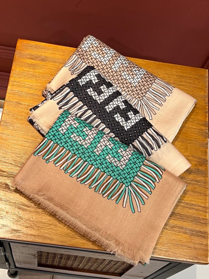 Fendi Scarves Womens Fashion Scarf with Original Box Whatsapp【+1-3239614486】