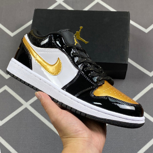 Air Jordan 1 Retro Low Men Womens Shoes Sneakers with Original Box D50221124 Whatsapp 【+1-3239614486】