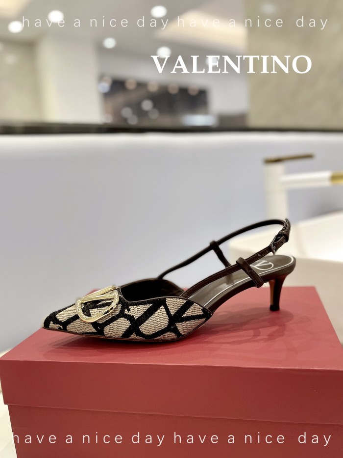 Valentino Garavani Women Fashion Shoes Pumps Luxury Brand Vlogo Signature Calfskin with Original Box 4cm Heel