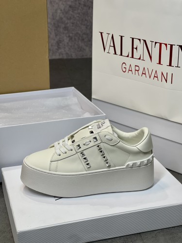 Valentino Womens Shoes Sneakers Leather Luxury Brand Women Rockstud Untitled Shoes with Original Box Whatsapp【+1-3239614486】