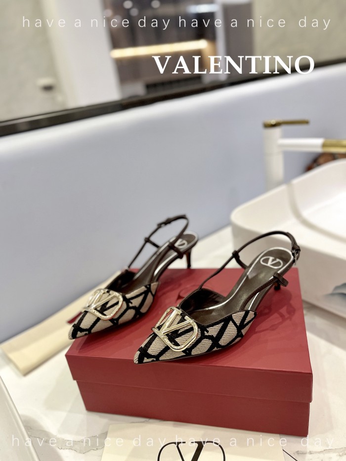Valentino Garavani Women Fashion Shoes Pumps Luxury Brand Vlogo Signature Calfskin with Original Box 4cm Heel