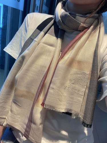 Burberry Scarves Womens Fashion Scarf with Original Box Whatsapp【+1-3239614486】