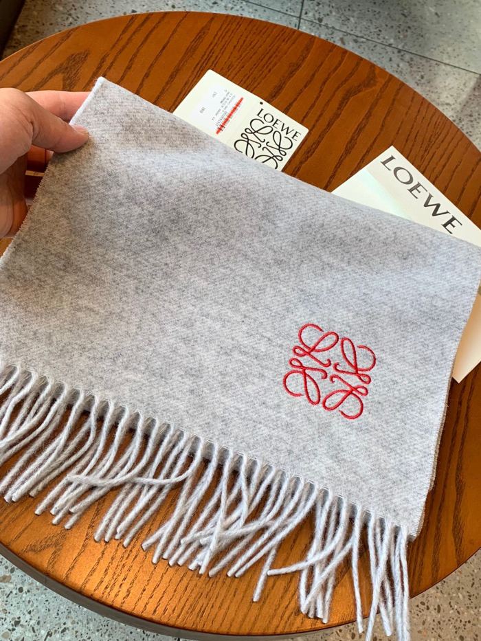 Loewe Scarves Men Womens Fashion Scarf with Original Box Whatsapp【+1-3239614486】
