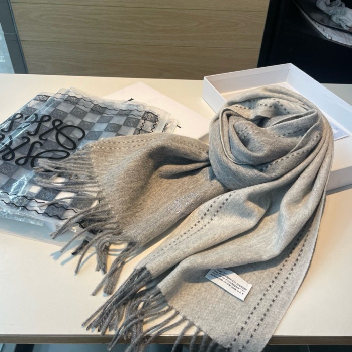 Loewe Scarves Men Womens Fashion Scarf with Original Box Whatsapp【+1-3239614486】