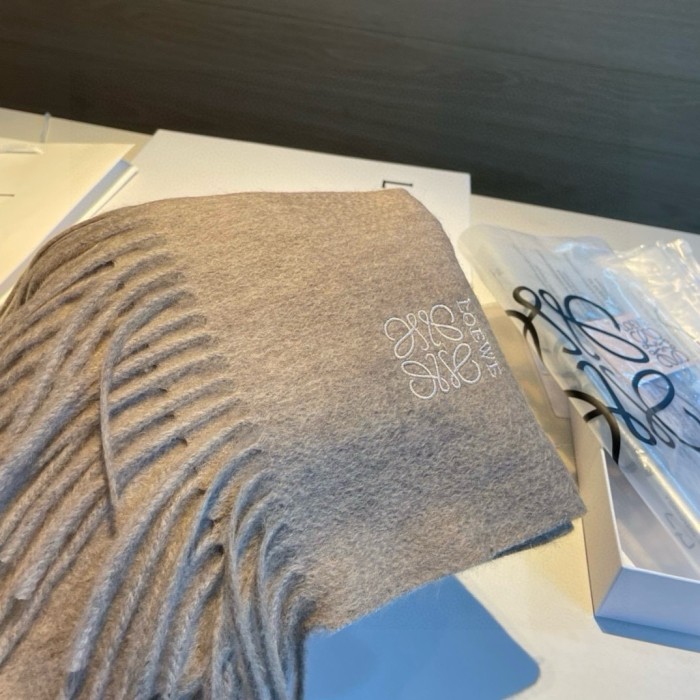 Loewe Scarves Men Womens Fashion Scarf with Original Box Whatsapp【+1-3239614486】
