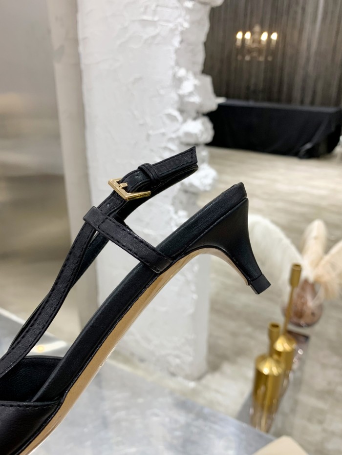 Valentino Garavani Women Fashion Shoes Pumps Luxury Brand Vlogo Signature Calfskin with Original Box 4cm Heel