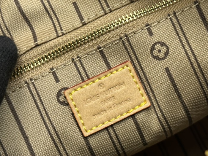 Louis Vuitton Womens Shoulder Bags Handbags Luxury Brand Fashion Whatsapp【+1-3239614486】