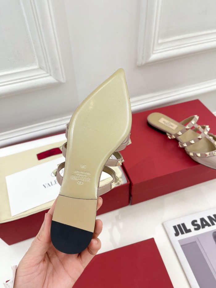 Valentino Women Shoes Mule Sandals Pointed Toe Slippers ROMAN STUD SLIDE SANDAL IN QUILTED NAPPA with Original Box Whatsapp【+1-3239614486】