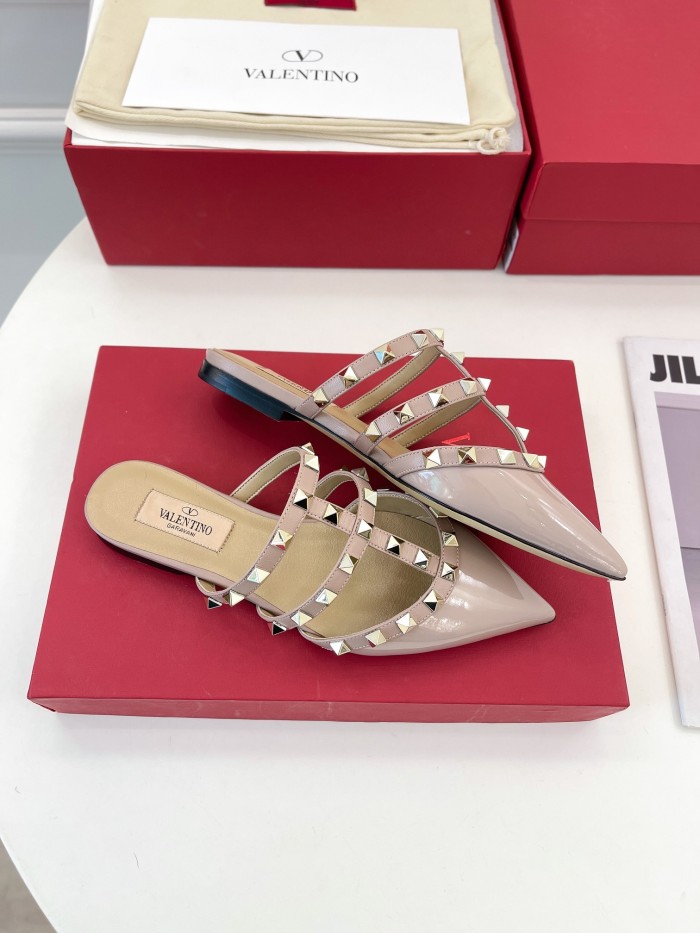Valentino Women Shoes Mule Sandals Pointed Toe Slippers ROMAN STUD SLIDE SANDAL IN QUILTED NAPPA with Original Box Whatsapp【+1-3239614486】