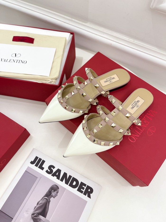 Valentino Women Shoes Mule Sandals Pointed Toe Slippers ROMAN STUD SLIDE SANDAL IN QUILTED NAPPA with Original Box Whatsapp【+1-3239614486】