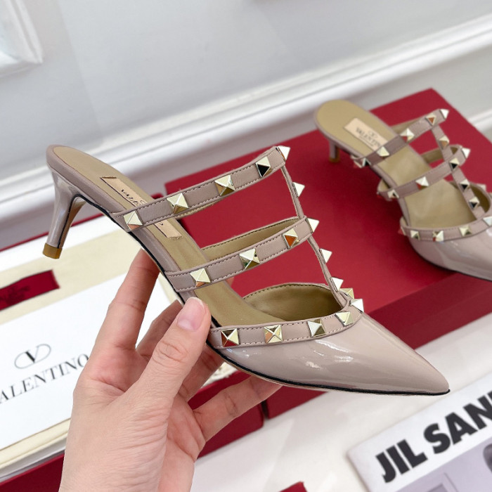 Valentino Women Shoes Mule Sandals Pointed Toe Slippers ROMAN STUD SLIDE SANDAL IN QUILTED NAPPA 5cm Heel with Original Box Whatsapp【+1-3239614486】