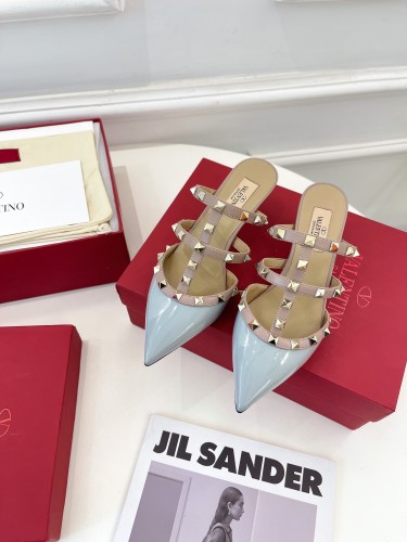 Valentino Women Shoes Mule Sandals Pointed Toe Slippers ROMAN STUD SLIDE SANDAL IN QUILTED NAPPA 5cm Heel with Original Box Whatsapp【+1-3239614486】