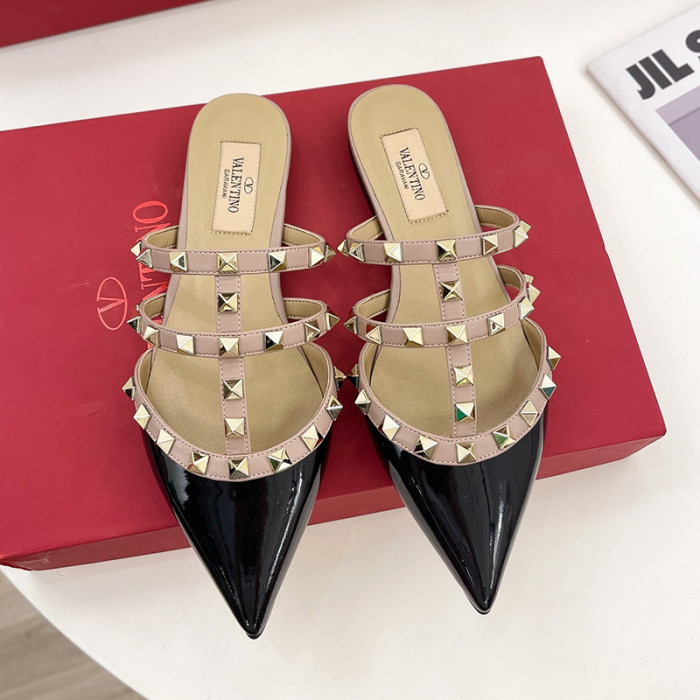 Valentino Women Shoes Mule Sandals Pointed Toe Slippers ROMAN STUD SLIDE SANDAL IN QUILTED NAPPA with Original Box Whatsapp【+1-3239614486】