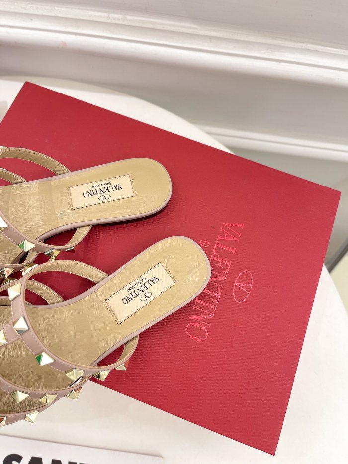 Valentino Women Shoes Mule Sandals Pointed Toe Slippers ROMAN STUD SLIDE SANDAL IN QUILTED NAPPA with Original Box Whatsapp【+1-3239614486】