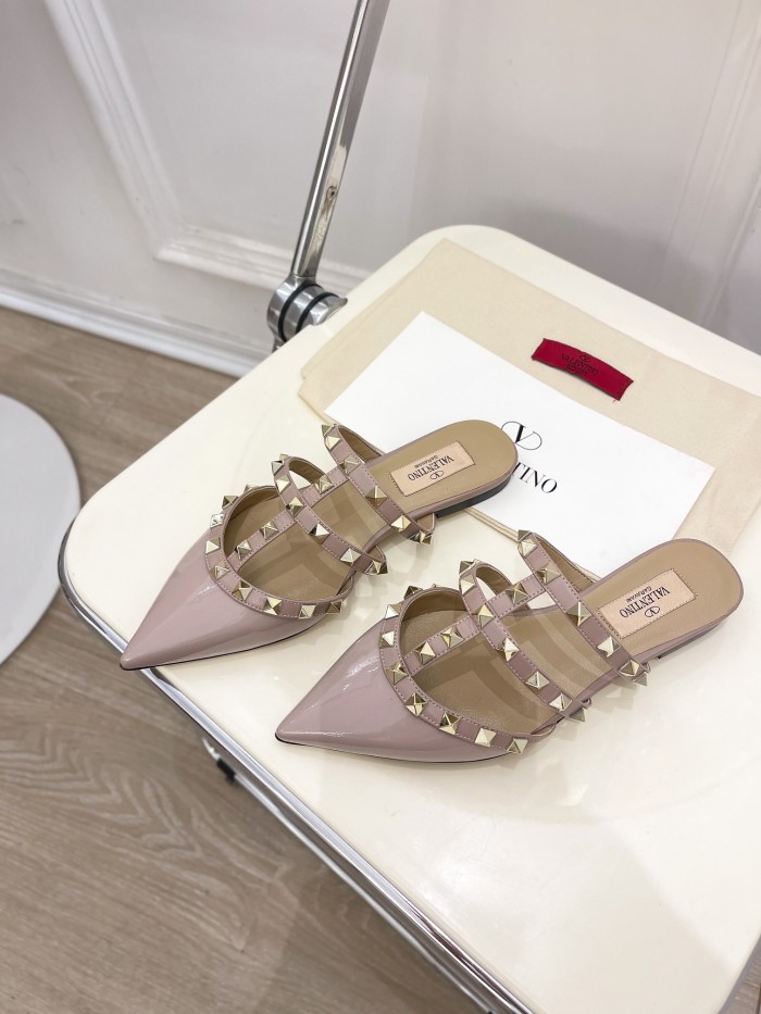 Valentino Women Shoes Mule Sandals Pointed Toe Slippers ROMAN STUD SLIDE SANDAL IN QUILTED NAPPA with Original Box Whatsapp【+1-3239614486】