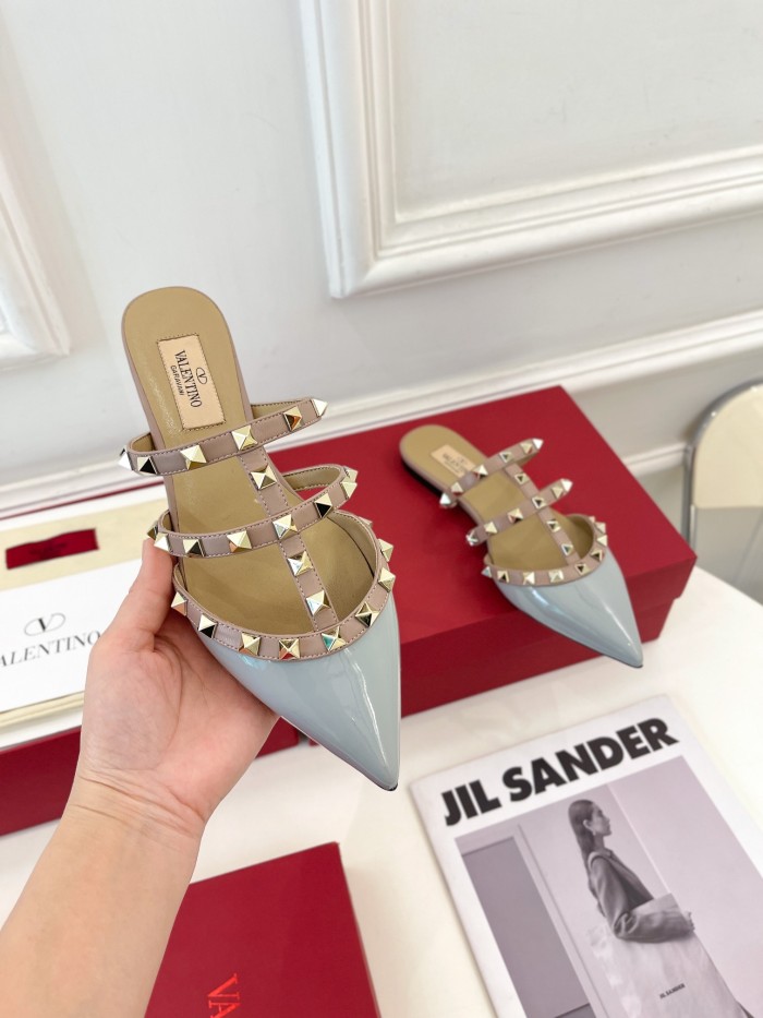 Valentino Women Shoes Mule Sandals Pointed Toe Slippers ROMAN STUD SLIDE SANDAL IN QUILTED NAPPA with Original Box Whatsapp【+1-3239614486】