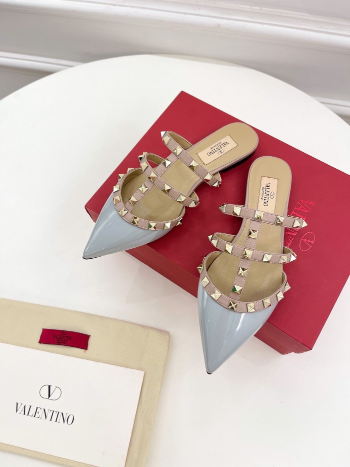 Valentino Women Shoes Mule Sandals Pointed Toe Slippers ROMAN STUD SLIDE SANDAL IN QUILTED NAPPA with Original Box Whatsapp【+1-3239614486】