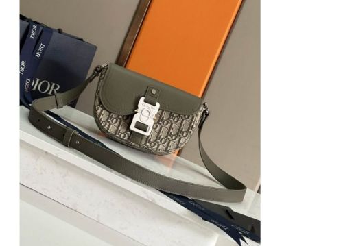 Dior Womens Mens Bag Saddle Bag Luxury Brand DIOR HIT THE ROAD BAG WITH STRAP with Original Box Whatsapp 【+1-3239614486】
