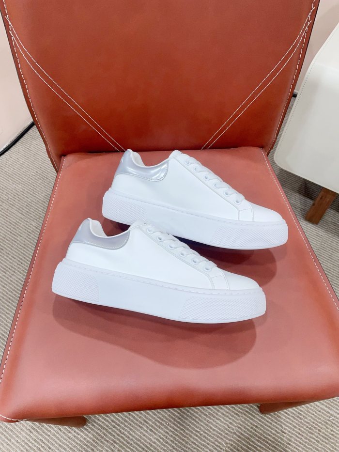 Prada Womens Shoes Sneakers Casual Luxury Brand Breathable Sneakers with Original Box Downtown leather sneakers 2EE364_3LKG_F098Z with Original Box Whatsapp【+1-3239614486】