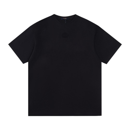 Louis Vuitton Luxury Brand Men Womens Short Sleeve T-Shirt Whatsapp 【+1-3239614486】