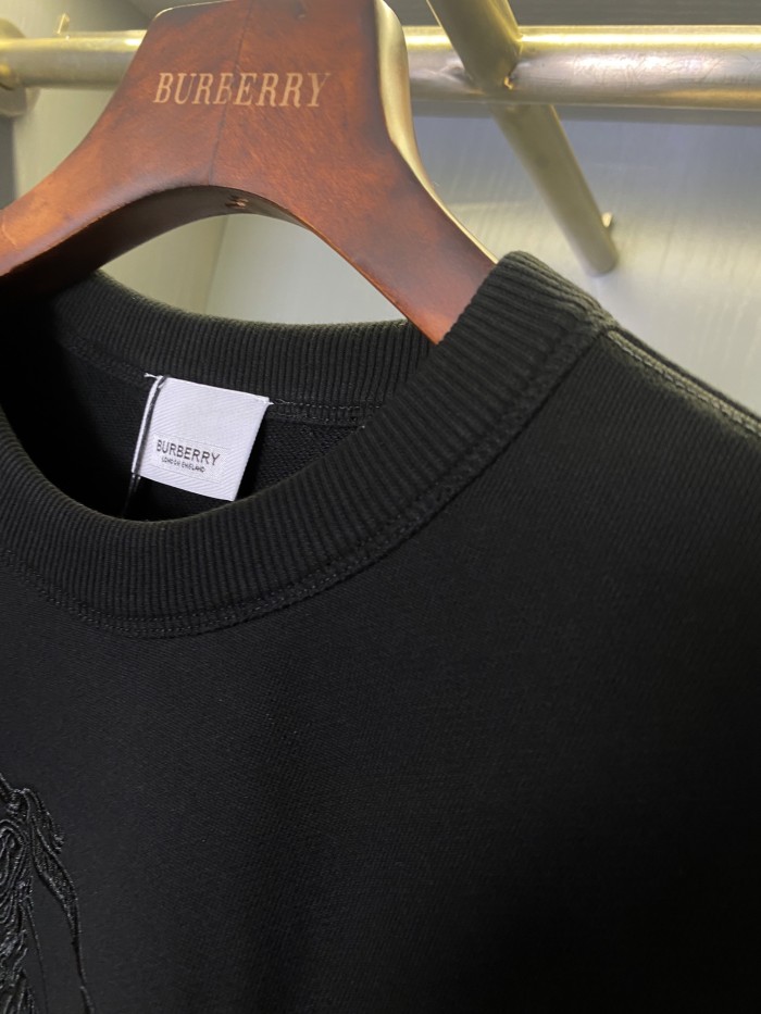 Burberry Womens Mens Sweatshirt Luxury Brand Mens Sweatshirts Whatsapp【+1-3239614486】