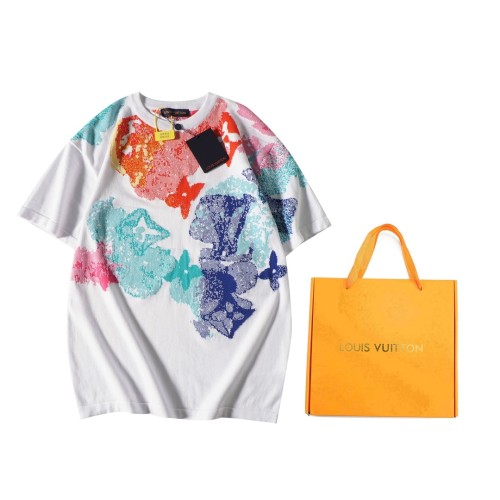 Louis Vuitton Luxury Brand Men Womens Short Sleeve T-Shirt Whatsapp 【+1-3239614486】