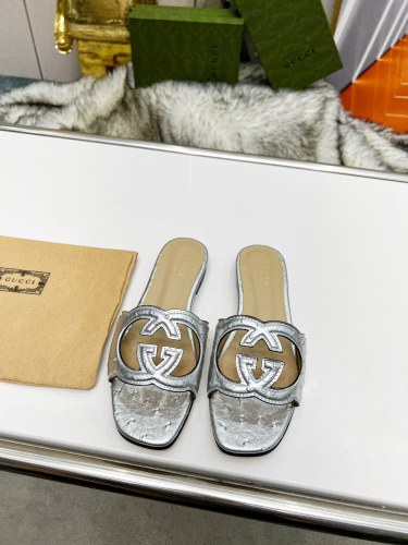 Gucci Womens Shoes Slippers Gucci WOMEN'S INTERLOCKING G CUT-OUT SANDAL Luxury Brand with Original Box 694451 US000 2535 Whatsapp 【+1-3239614486】