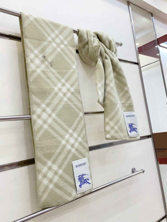 Burberry Scarves Men Womens Fashion Scarf Check Wool Scarf with Original Box Whatsapp【+1-3239614486】