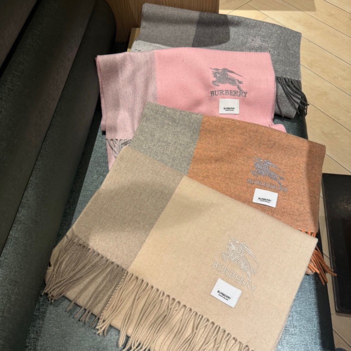 Burberry Scarves Men Womens Fashion Scarf with Original Box Whatsapp【+1-3239614486】