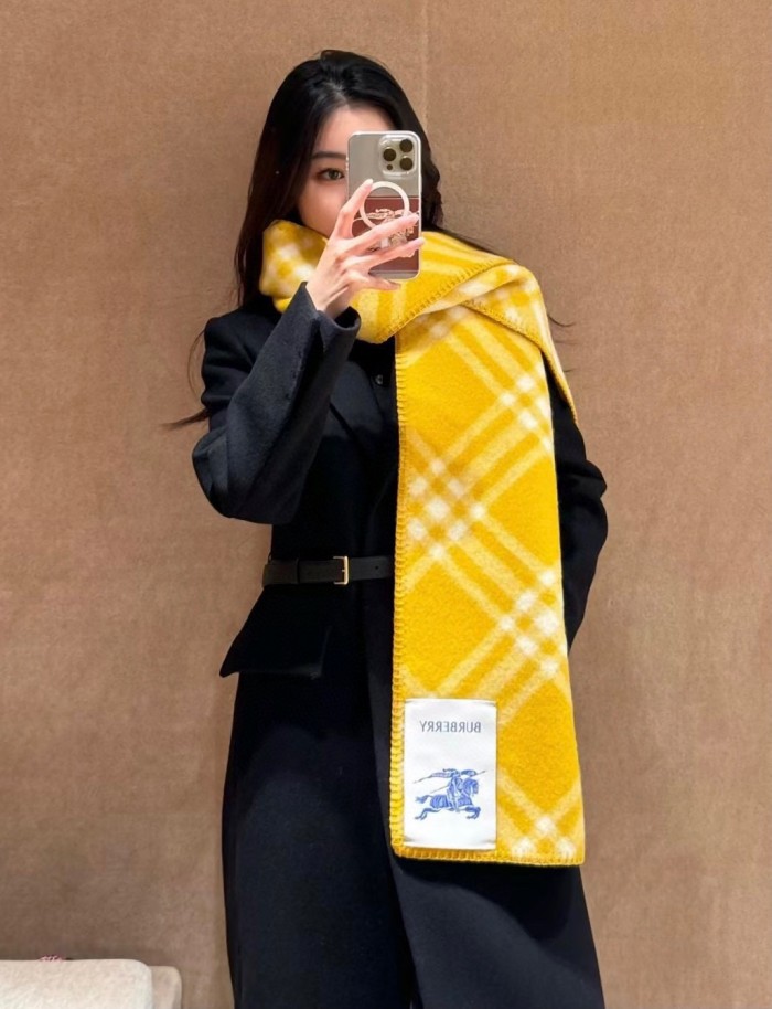 Burberry Scarves Men Womens Fashion Scarf Check Wool Scarf with Original Box Whatsapp【+1-3239614486】