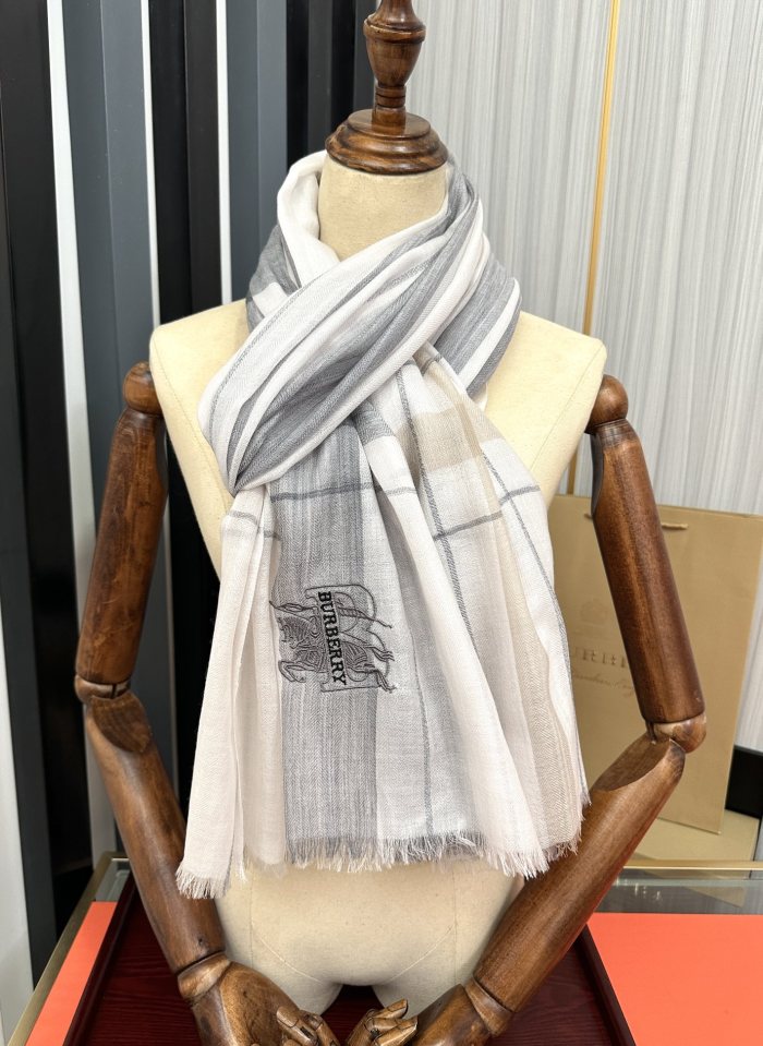 Burberry Scarves Womens Fashion Scarf with Original Box Whatsapp【+1-3239614486】