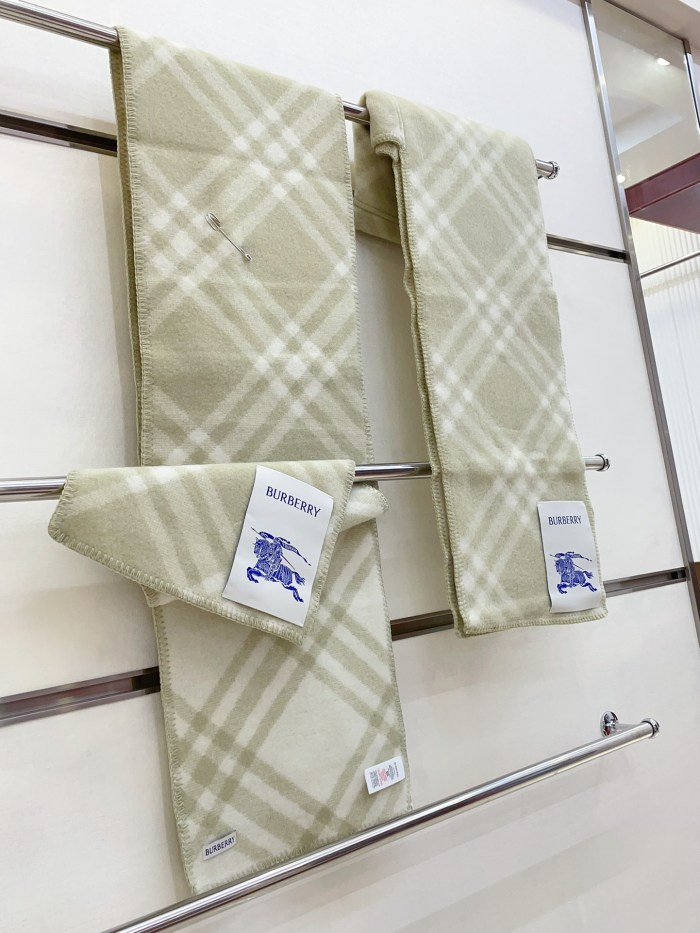 Burberry Scarves Men Womens Fashion Scarf Check Wool Scarf with Original Box Whatsapp【+1-3239614486】