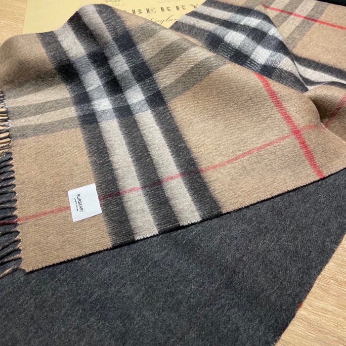 Burberry Scarves Men Womens Fashion Scarf with Original Box Whatsapp【+1-3239614486】