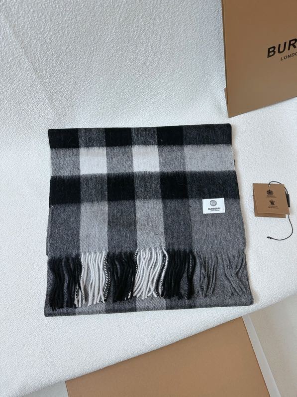 Burberry Scarves Men Womens Fashion Scarf with Original Box Whatsapp【+1-3239614486】