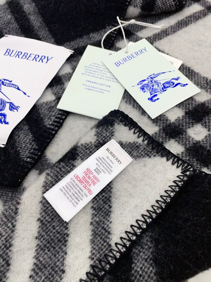 Burberry Scarves Men Womens Fashion Scarf Check Wool Scarf 80792461 with Original Box Whatsapp【+1-3239614486】